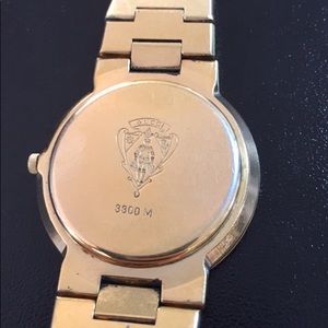 18K Gold Plated Men’s Gucci Watch
